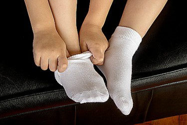 hilo para calcetines escolares blancos